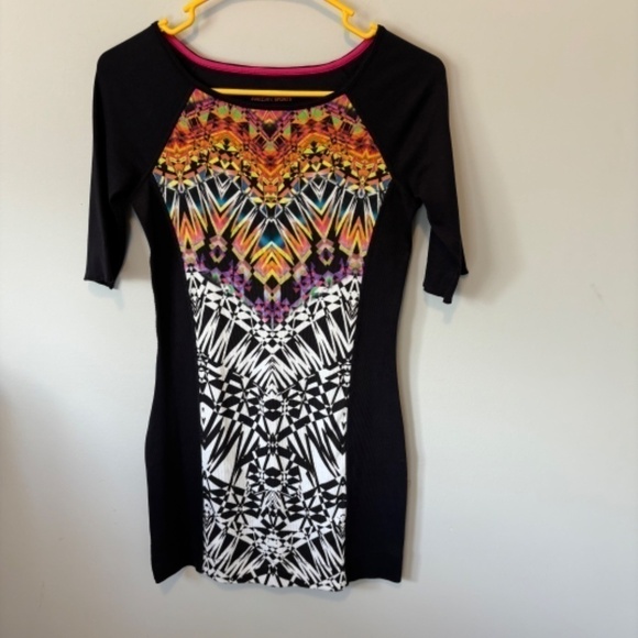 Marc Cain Sports Graphic Ribbed Raglan Short Sleeve Mini Dress Multicolour SZ SM - Picture 8 of 9